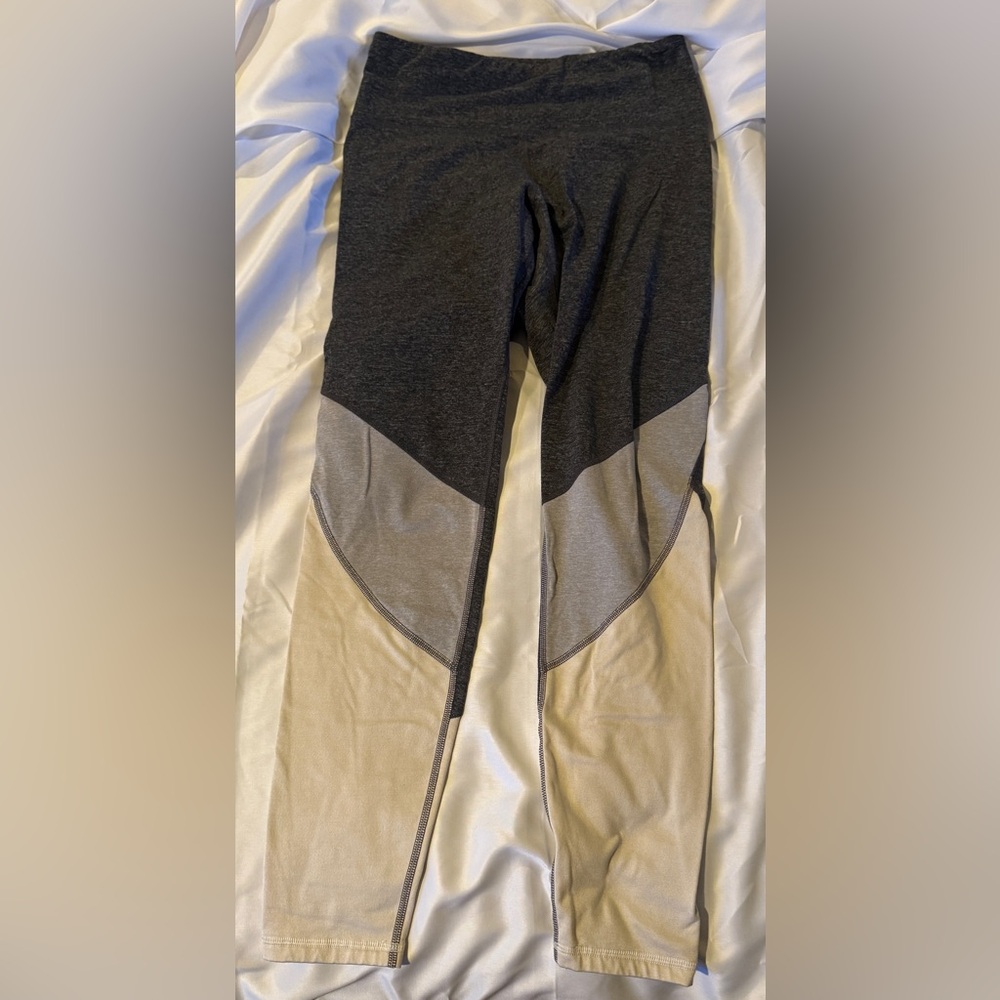 Old Navy Colorblock Leggings - Black, Gray, Cream